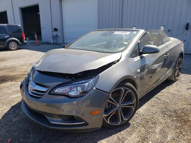 W04WH3N52JG002991 - 2018 BUICK CASCADA PR GRAY photo 2