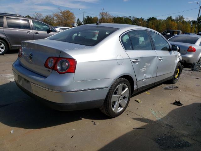 WVWAK73C48P085389 - 2008 VOLKSWAGEN PASSAT SILVER photo 4