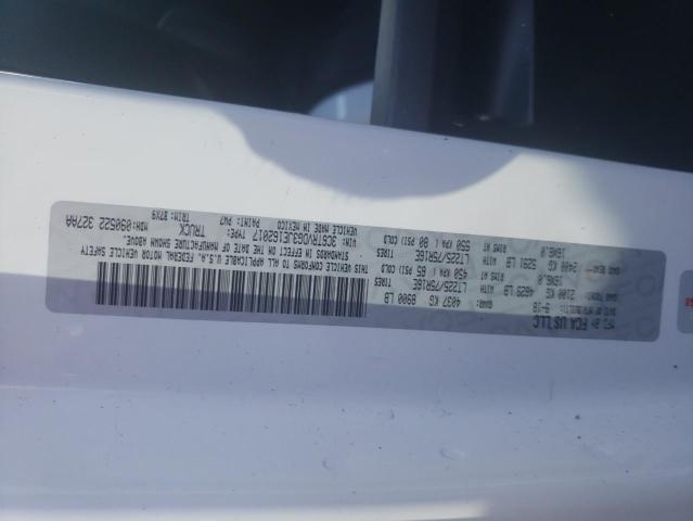 3C6TRVDG3JE162017 - 2018 RAM PROMASTER WHITE photo 10