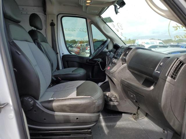 3C6TRVDG3JE162017 - 2018 RAM PROMASTER WHITE photo 5