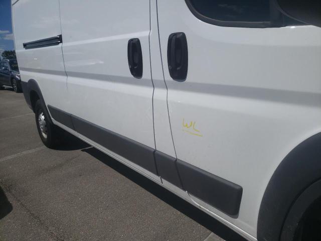 3C6TRVDG3JE162017 - 2018 RAM PROMASTER WHITE photo 9