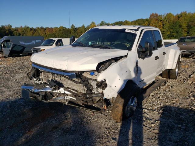 1FT8W4DT3LEE81933 - 2020 FORD F450 SUPER WHITE photo 2