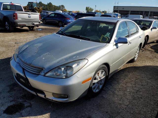 JTHBF30G225024584 - 2002 LEXUS ES 300 SILVER photo 2