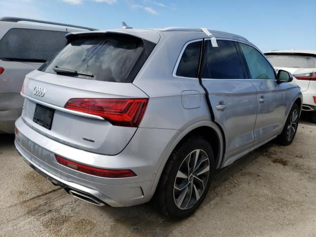 WA1FAAFYXN2042806 - 2022 AUDI Q5 PRESTIG GRAY photo 4