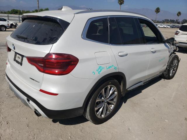 5UXTR7C50KLE94673 - 2019 BMW X3 SDRIVE3 WHITE photo 4