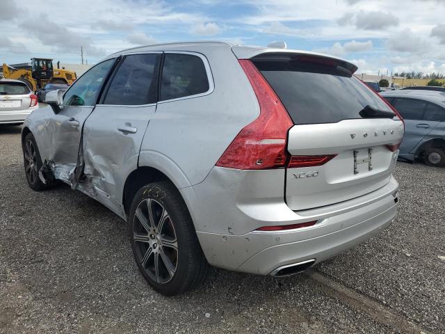 LYVA22RL2KB201251 - 2019 VOLVO XC60 T6 IN SILVER photo 3