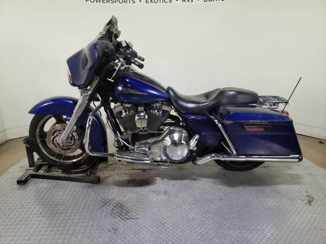 1HD1KBW156Y643317 - 2006 HARLEY-DAVIDSON FLHXI BLUE photo 3