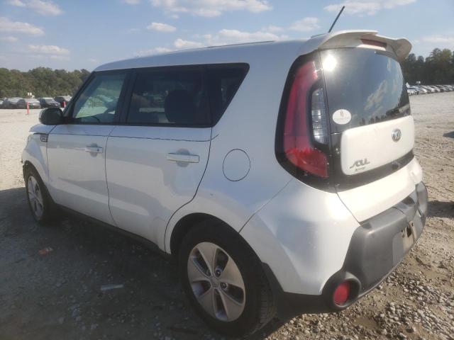 KNDJN2A29G7256317 - 2016 KIA SOUL WHITE photo 3