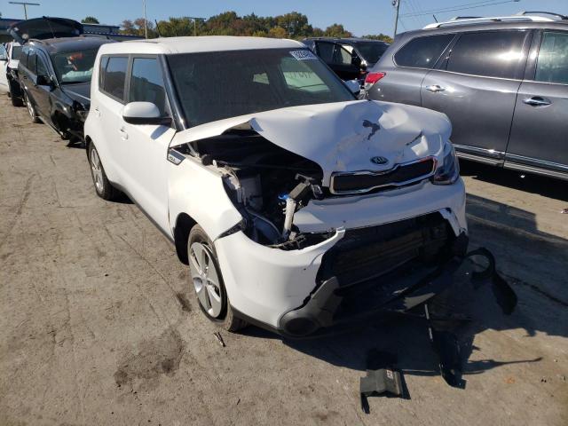 KNDJN2A26G7337713 - 2016 KIA SOUL WHITE photo 1