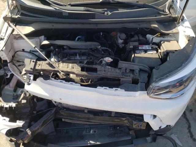 KNDJN2A26G7337713 - 2016 KIA SOUL WHITE photo 7