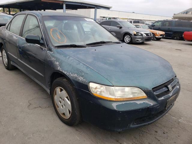 1HGCG1641WA021419 - 1998 HONDA ACCORD LX GREEN photo 9