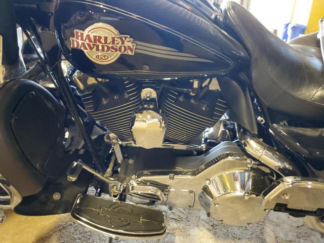 1HD1FCW115Y604412 - 2005 HARLEY-DAVIDSON FLHTCUI 黑色 照片 7