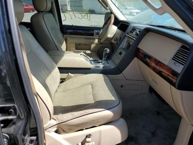 5LMFU275X6LJ03535 - 2006 LINCOLN NAVIGATOR შავი ფოტო 5