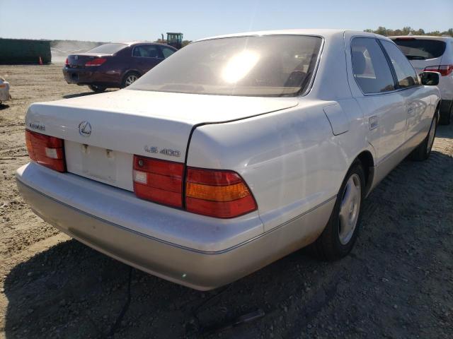 JT8BH28F5X0150183 - 1999 LEXUS LS 400 WHITE photo 4