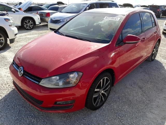 3VW217AU9GM022194 - 2016 VOLKSWAGEN GOLF S/SE RED photo 2