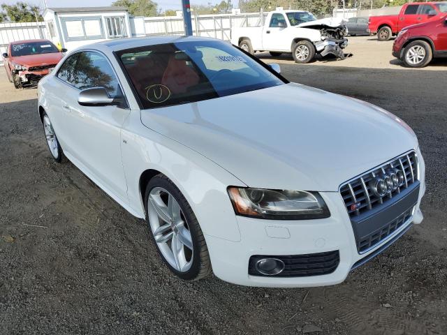 WAUVVAFR3CA008589 - 2012 AUDI S5 PRESTIG WHITE photo 1