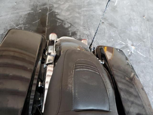 1HD1KH410AB648524 - 2010 HARLEY-DAVIDSON FLTRX 黑色 照片 6