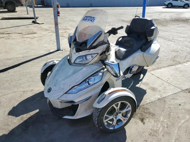 2BXNBDD20KV003614 - 2019 CAN-AM SPYDER ROA WHITE photo 2