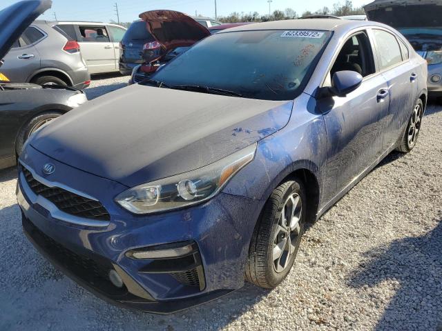 3KPF24AD3ME319712 - 2021 KIA FORTE FE BLUE photo 2