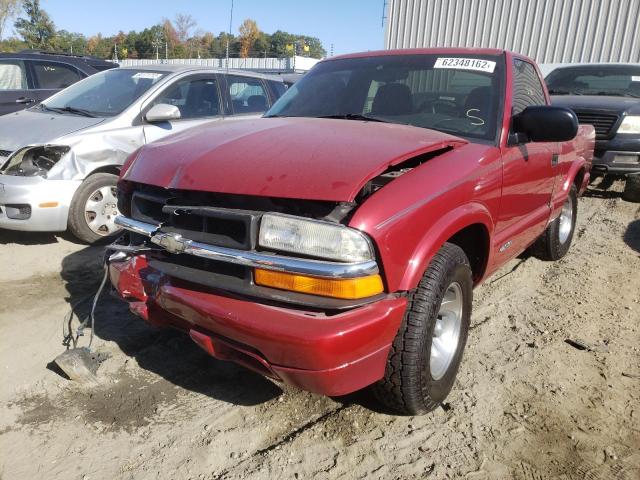 1GCCS14W1Y8215718 - 2000 CHEVROLET S10 MAROON photo 2