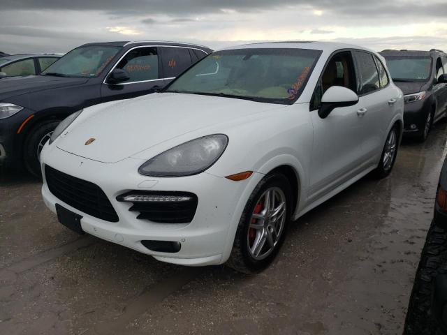 WP1AD2A27DLA78489 - 2013 PORSCHE CAYENNE GT WHITE photo 2