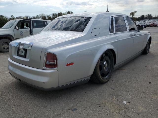 SCA1S684X4UX07055 - 2004 ROLLS-ROYCE PHANTOM SILVER photo 4