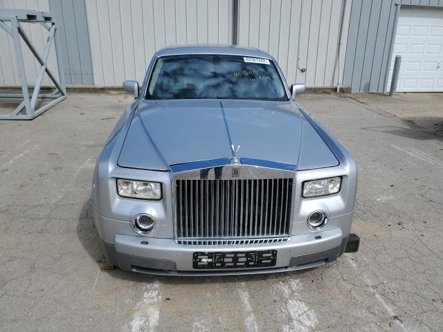 SCA1S684X4UX07055 - 2004 ROLLS-ROYCE PHANTOM SILVER photo 9