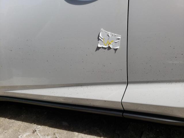 JTJYARBZXJ2115451 - 2018 LEXUS NX 300 BAS 白色 照片 9