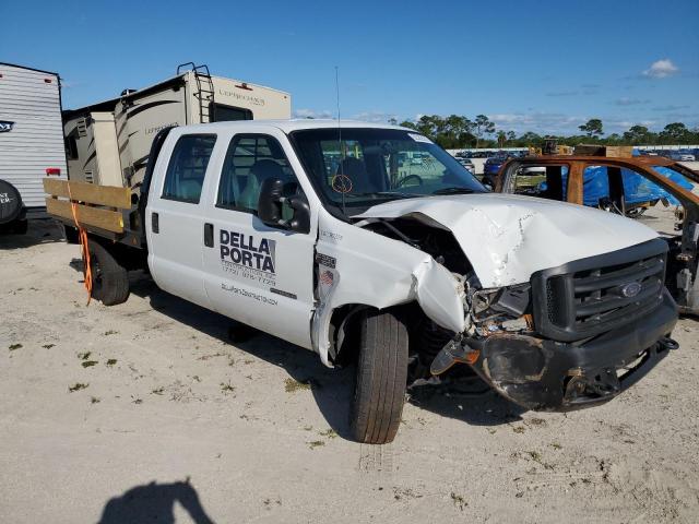 1FTSW30F0YED54354 - 2000 FORD F350 SRW S WHITE photo 1