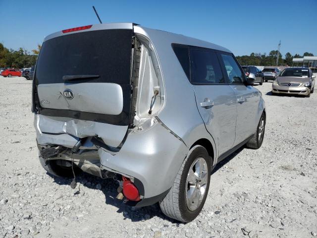 KNDJN2A2XK7022132 - 2019 KIA SOUL SILVER photo 4