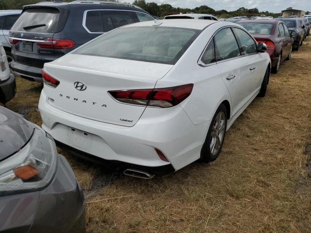 5NPE34AF4KH764219 - 2019 HYUNDAI SONATA LIM WHITE photo 4