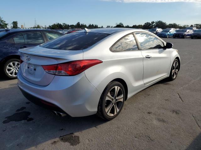 KMHDH6AEXDU007829 - 2013 HYUNDAI ELANTRA CO SILVER photo 4