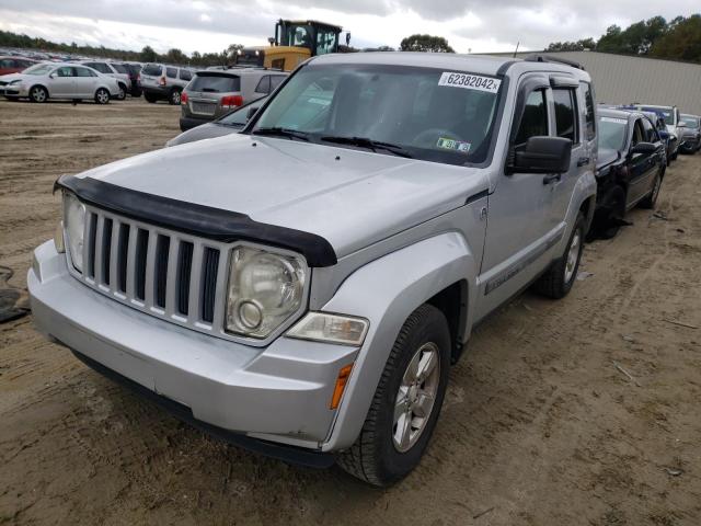 1C4PJMAK1CW145696 - 2012 JEEP LIBERTY SP SILVER photo 2