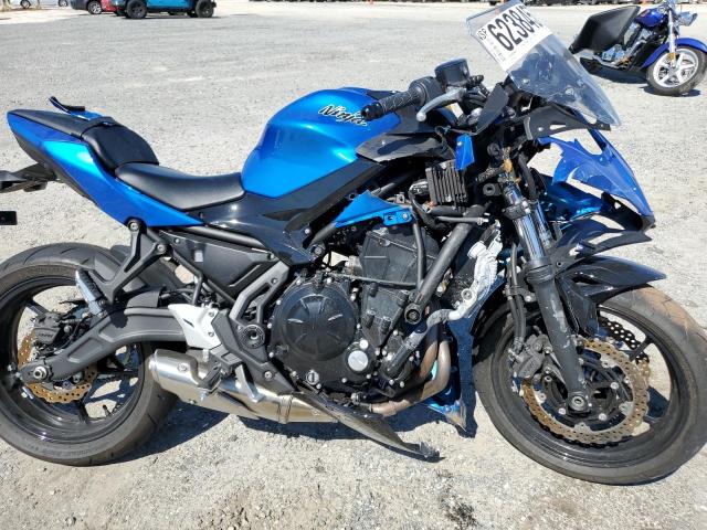 JKAEXEJ13JDA02869 - 2018 KAWASAKI EX650 J ლურჯი ფოტო 9