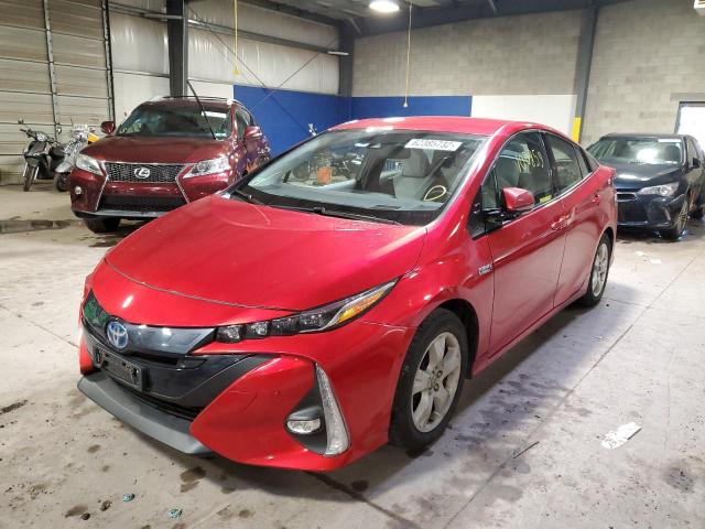 JTDKARFP2H3005046 - 2017 TOYOTA PRIUS PRIM 红色 照片 2