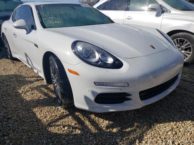 WP0AA2A70GL005510 - 2016 PORSCHE PANAMERA 2 WHITE photo 1