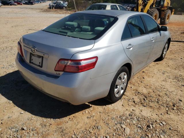 4T1BE46K17U055498 - 2007 TOYOTA CAMRY CE SILVER photo 4