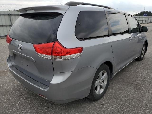 5TDKK3DC6CS185004 - 2012 TOYOTA SIENNA LE SILVER photo 4