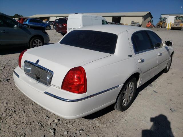 2LNBL8CV0BX760581 - 2011 LINCOLN TOWN CAR S WHITE photo 4