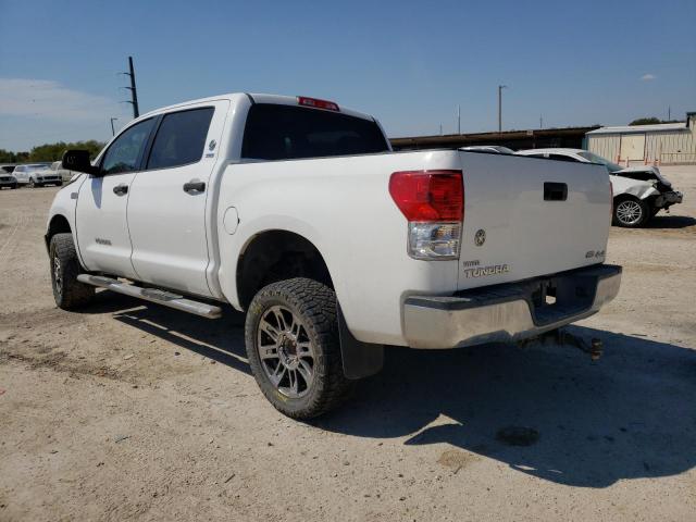 5TFDW5F12CX267472 - 2012 TOYOTA TUNDRA CRE WHITE photo 3