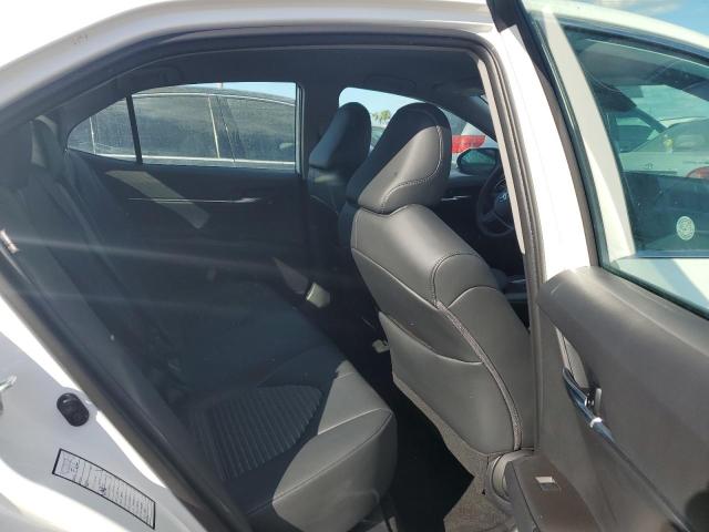 4T1G11AK4PU720921 - 2023 TOYOTA CAMRY SE N WHITE photo 6