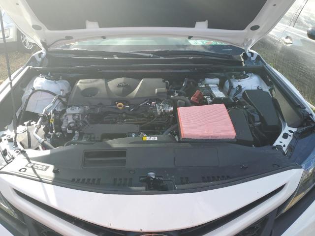 4T1G11AK4PU720921 - 2023 TOYOTA CAMRY SE N WHITE photo 7