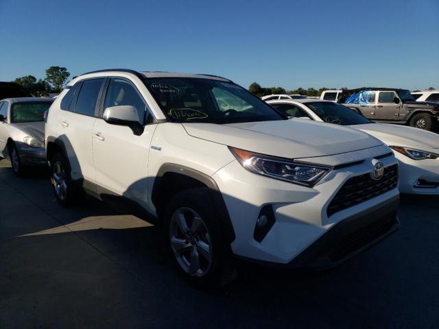 4T3B6RFV4MU062470 - 2021 TOYOTA RAV4 XLE P WHITE photo 1