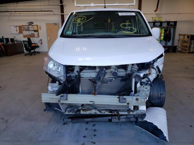 3N63M0YN7FK694752 - 2015 CHEVROLET CITY EXPRE 白色 照片 9