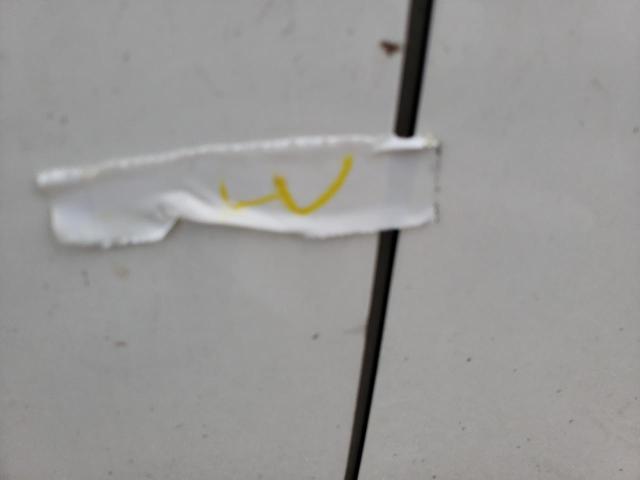 JTLKE50E281004788 - 2008 TOYOTA SCION XB WHITE photo 9