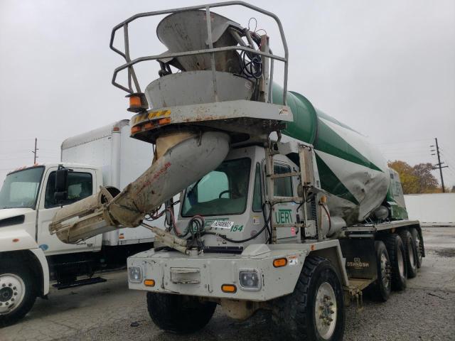 10TAFLGF0JS783241 - 2018 OSHKOSH MOTOR TRUCK CO. S SERIES GREEN photo 2