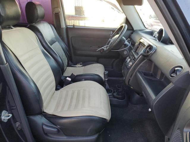 JTLKT334250175118 - 2005 TOYOTA SCION XB BLUE photo 5