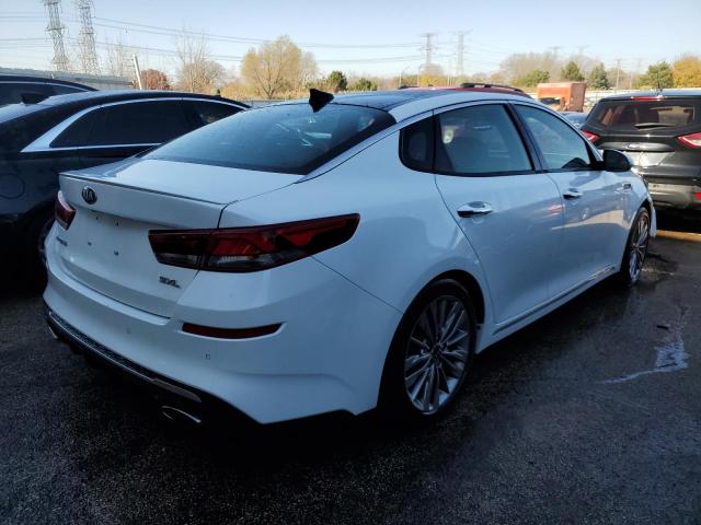 5XXGV4L27KG322804 - 2019 KIA OPTIMA SXL WHITE photo 4