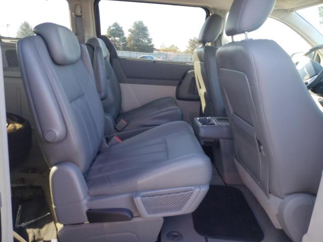 2A8HR54PX8R821517 - 2008 CHRYSLER TOWN & COU 栗色 照片 6