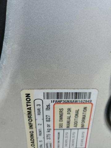 1FAHP3GNXAW162949 - 2010 FORD FOCUS SES SILVER photo 10